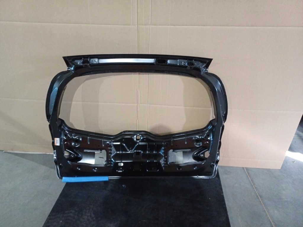 Крышка багажника задняя alfa romeo 147 46822705 Цена