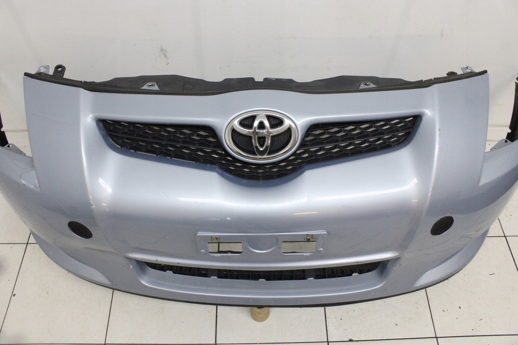 фото №8, Toyota auris i 2006r- бампер перед передній 8s1 - код лакофарбового покриття