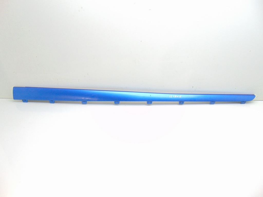 фото №1, Молдинг порог левая niebieska bmw i3 l01 7369783