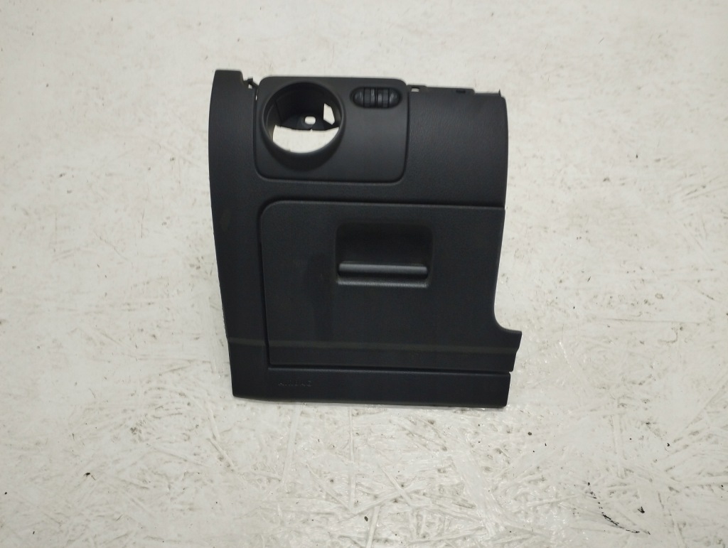 фото №1, Vw golf vi бардачок консоли 5k1858365c