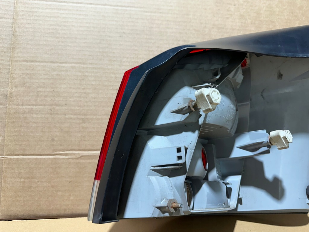 Opel signum лампа задня ліва europa 13159861 Зі Шроту