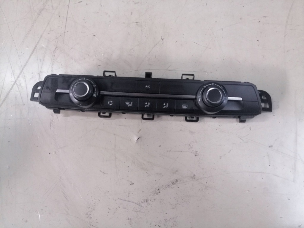 фото №1, Partner proace combo e 2023 панель кондиционера