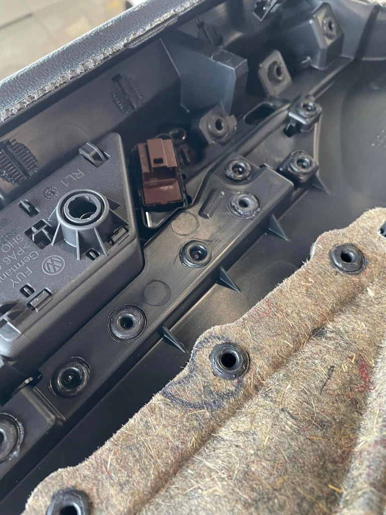 фото №11, Vw golf 8 viii r сиденья ковшеобразные туннель обшивки