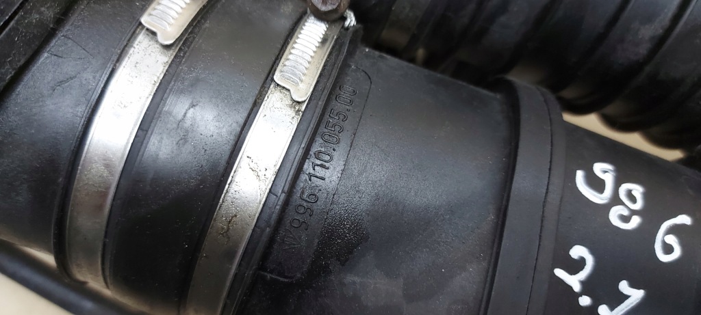 Колектор впускний  porsche boxster 986 2.7 Зі Шроту