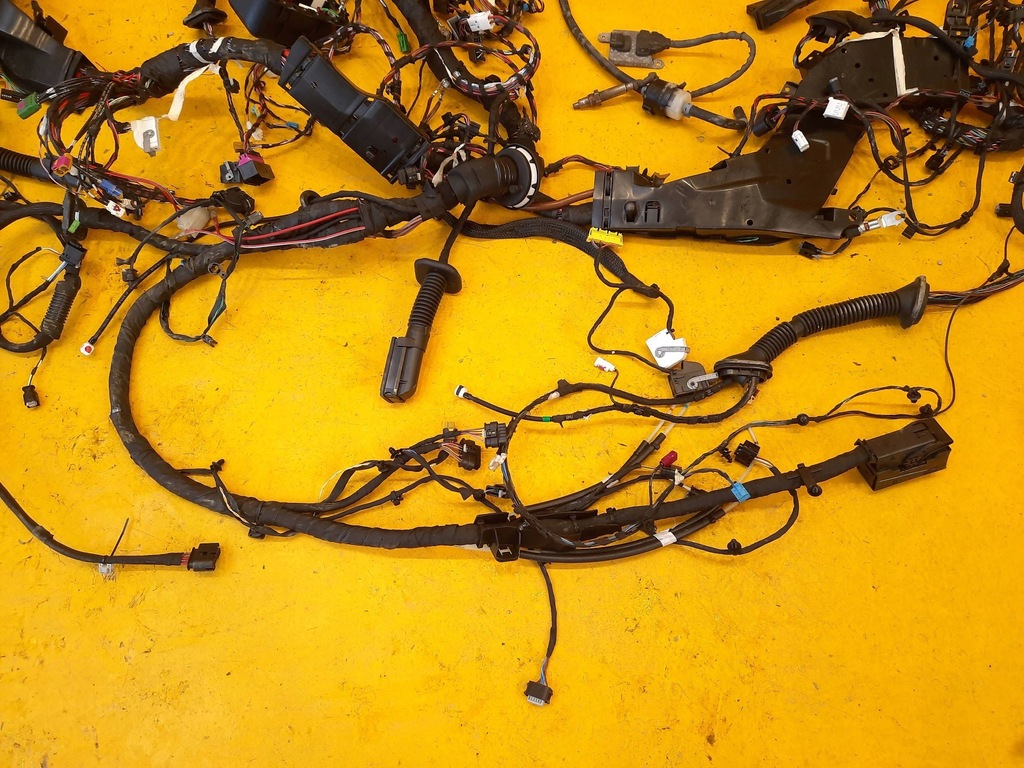 фото №13, Mercedes-benz gle w167 жгут электропроводка салона a1678211000