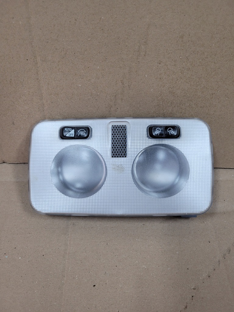 фото №1, Освітлення кабіни перед alfa romeo gt 1520400000