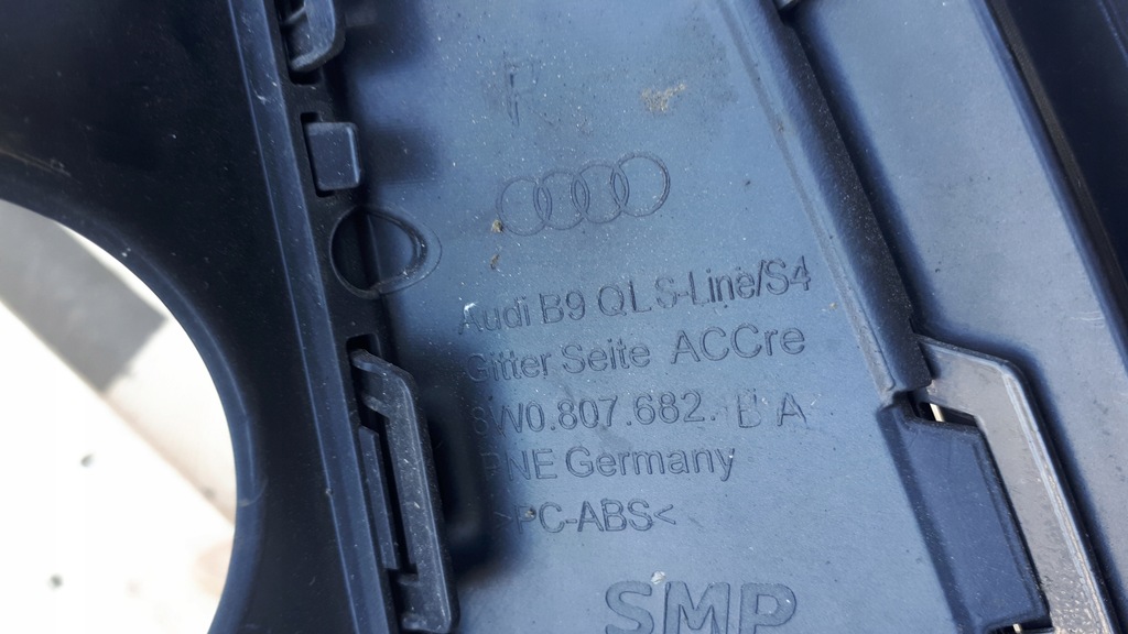 фото №10, Audi оригінальний номер 8w0807682ba решітка бампера