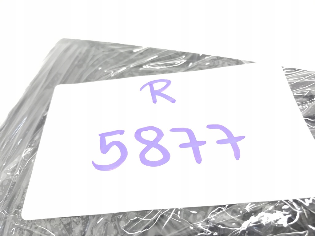 фото №4, Заглушка треугольник накладка дверь левый задняя kia niro