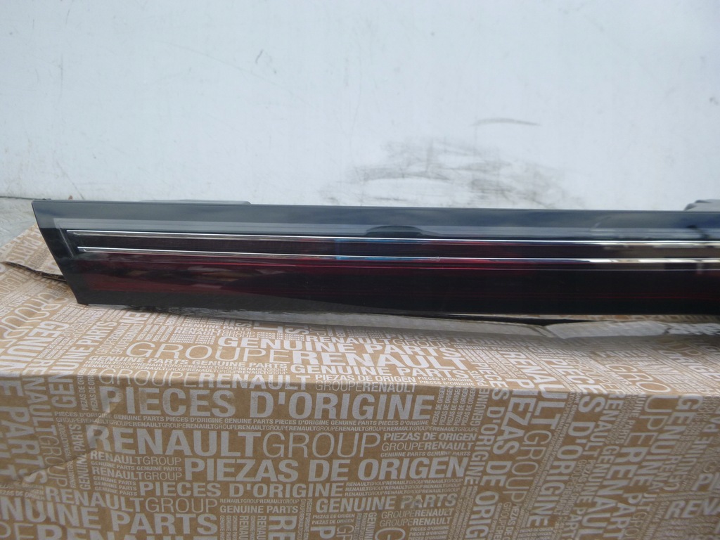 фото №2, Лампа задня права renault megane e-tech electric задня 265508845r оригінальна