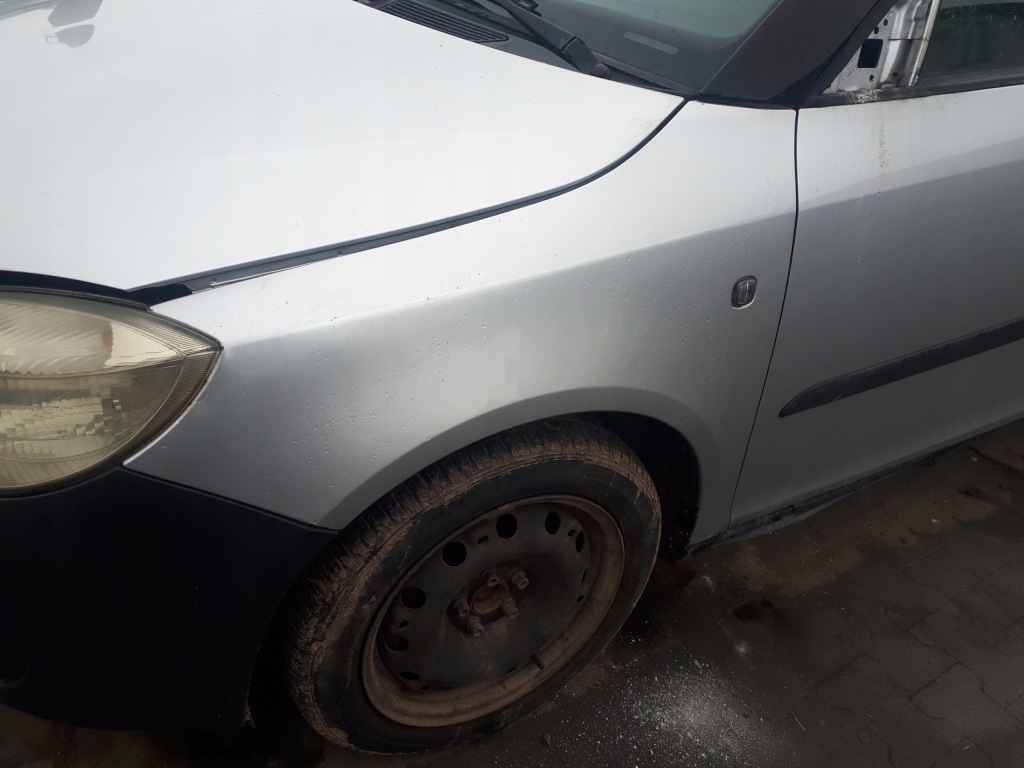 фото №1, Skoda fabia ii 2 roomster 2007 крыло левый перед левый передний la7w