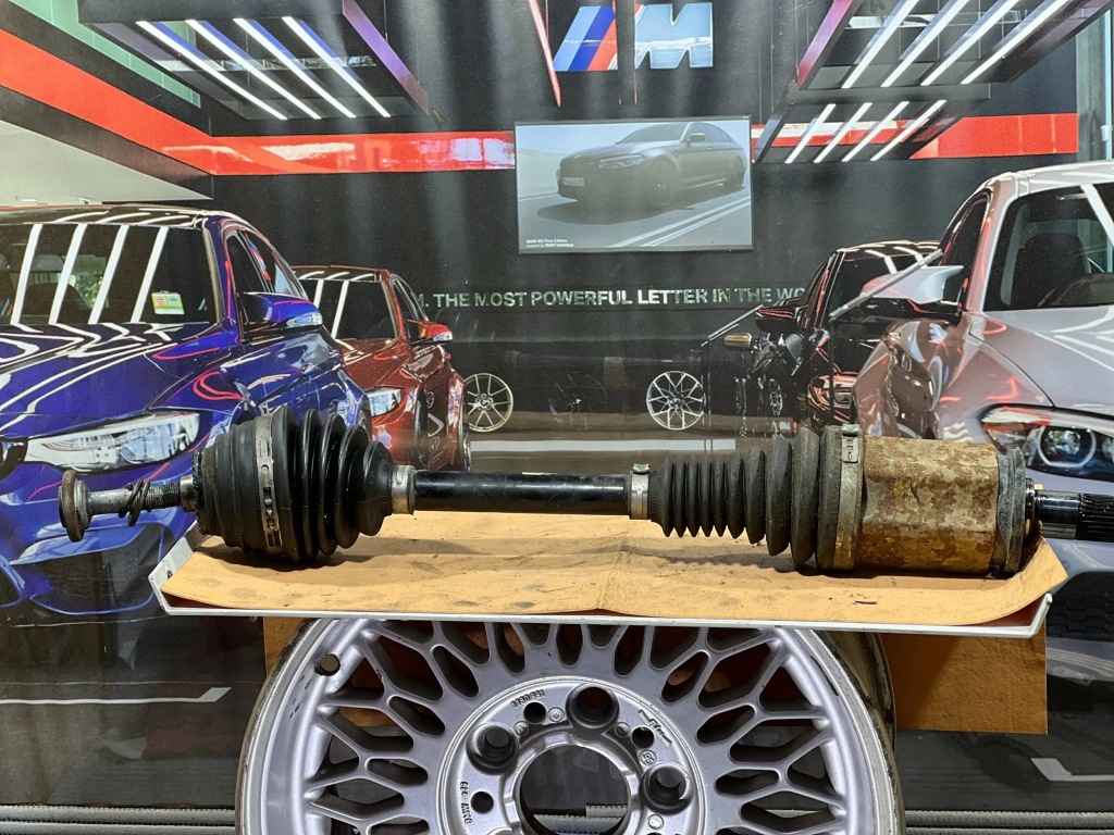 фото №4, Bmw f30 f32 f34 f36 приводной вал приводная левая перед