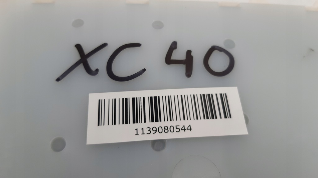 фото №5, Volvo xc40 коробка предохранителей 31453185