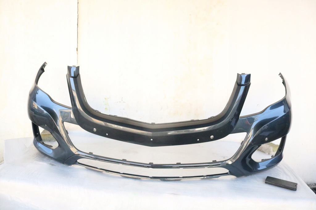 фото №1, Mercedes w204 glk lift бампер перед передній