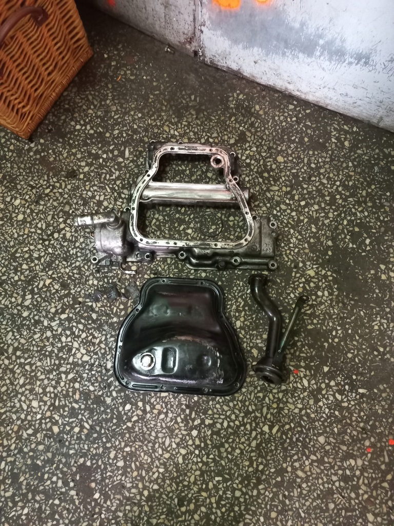 фото №1, Subaru forester iii 2.0d поддон масляная