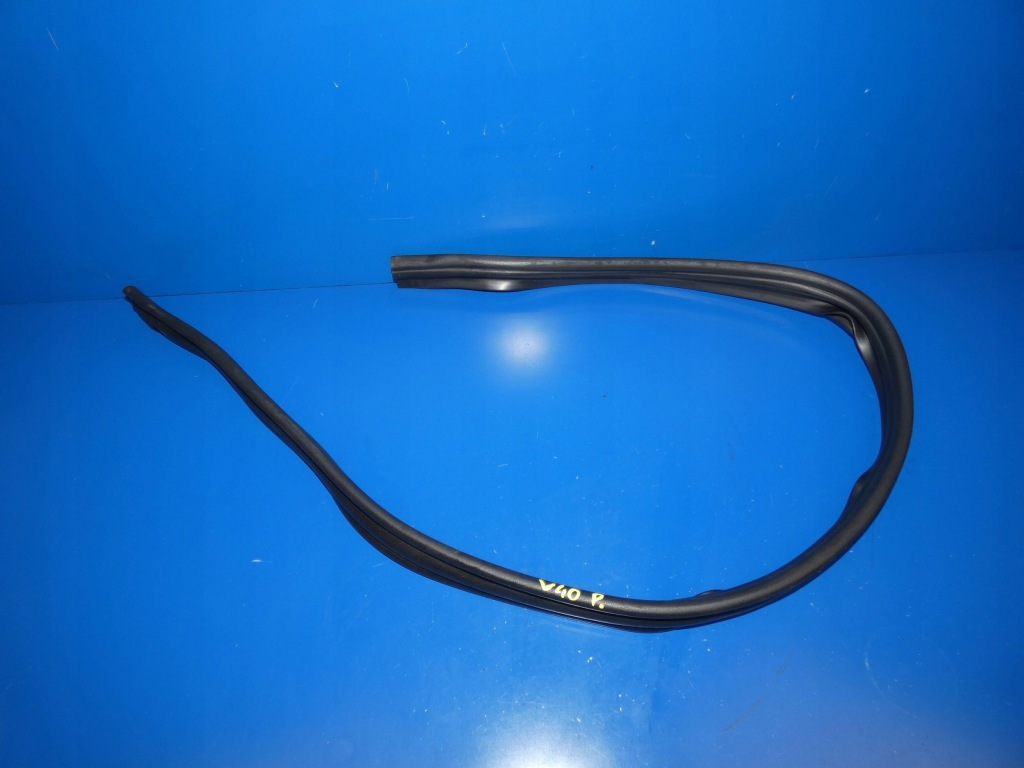 Купити Volvo v40 2 прокладка капота відсік двигуна