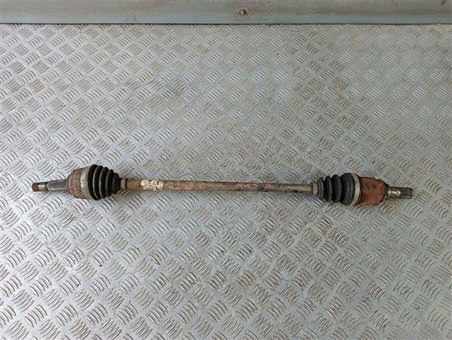 фото №1, Приводной вал правая длинная 1.2b nissan micra k13