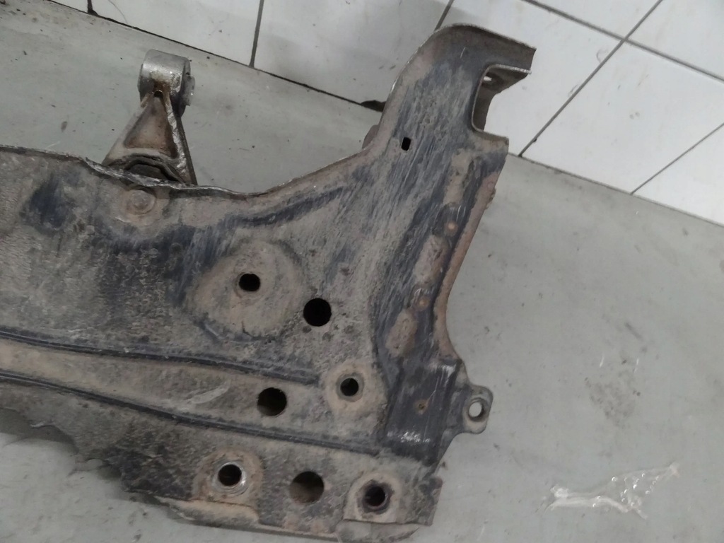 фото №11, Ford focus mk1 1.6 b 2000 балка подрамник перед передние