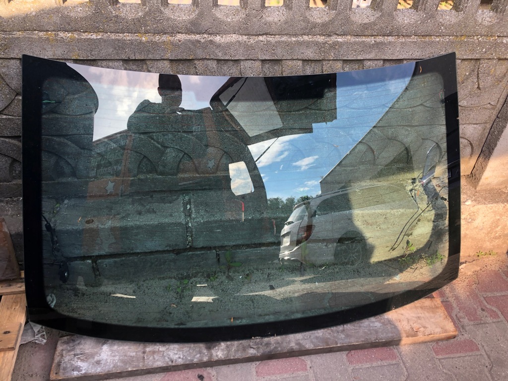 фото №1, Audi a8 d4 4h стекло задняя оригинал 4h0845501h 17r