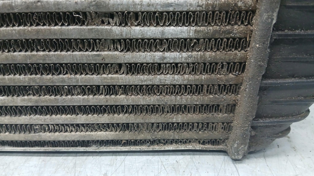 Купити Інтеркулер citroen jumper 1 fl 04r 2.8d