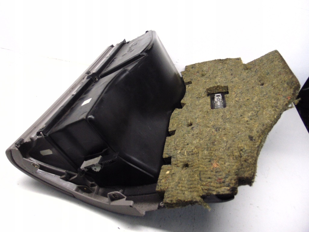 фото №8, Бардачок консолі пасажира audi a4 b5 lift europa