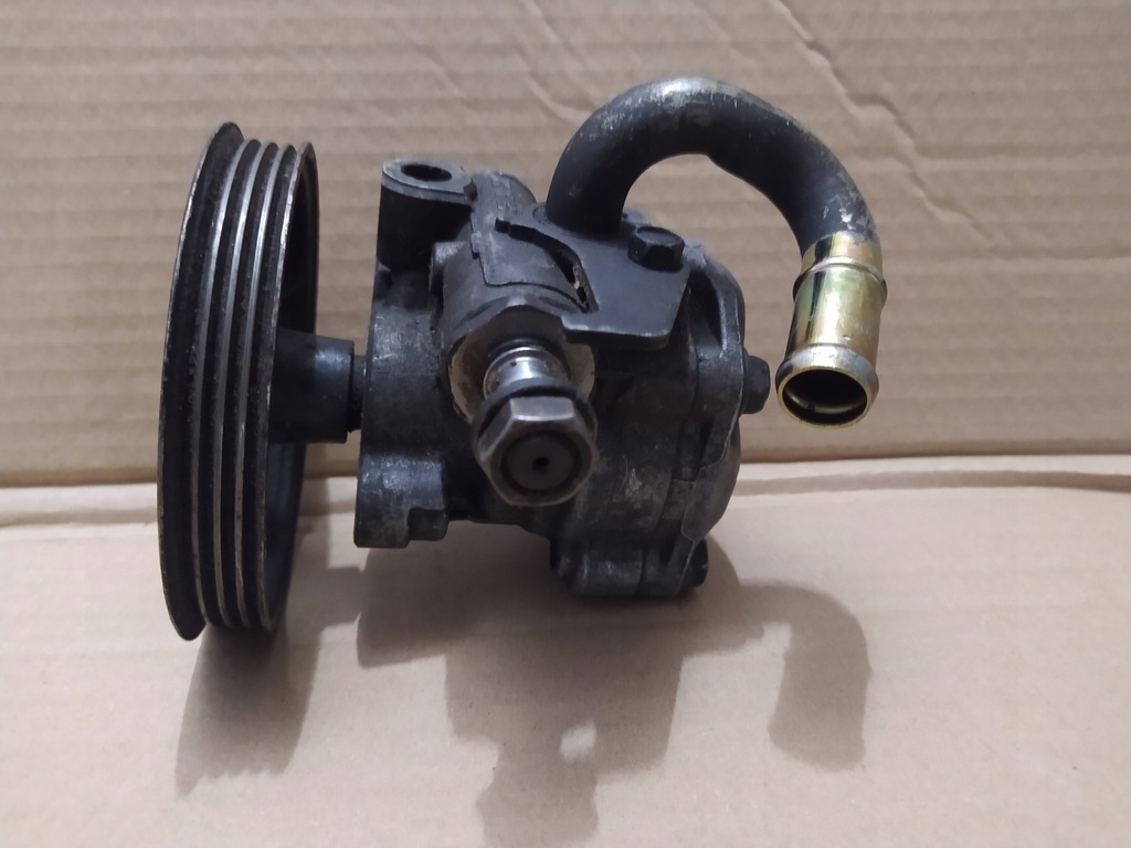 фото №1, Насос усилителя mitsubishi l200 1986-