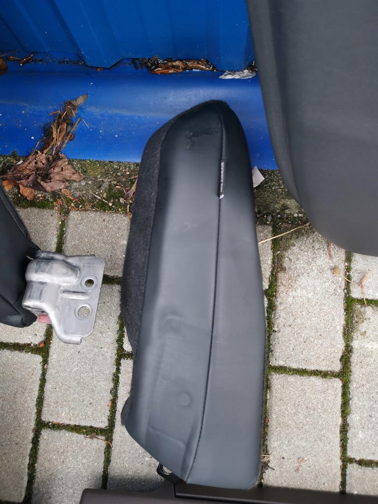 фото №13, Nissan rogue x-trail t33 сиденья заднее сиденье обшивки комплект кожа