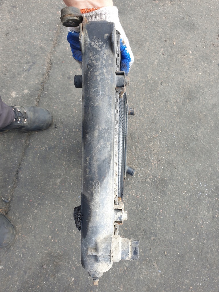 Радиатор воды vw golf 2 1.8 бензин 191121253b в Украине