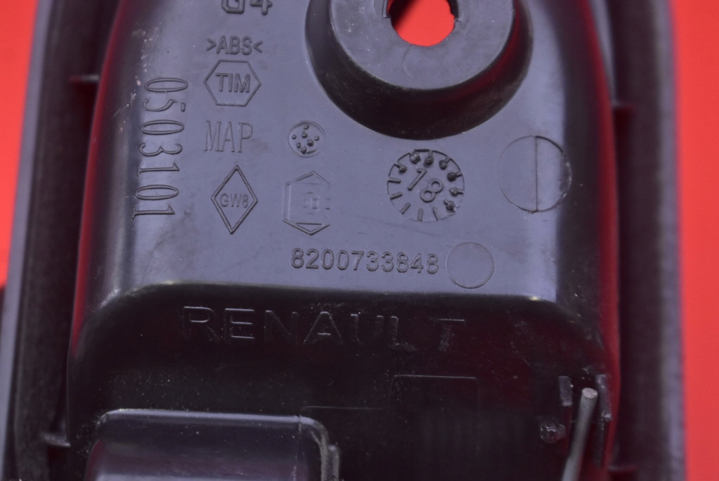 фото №7, Ручка внутренняя левая перед czarna 8200733848 dacia dokker van lift 17-21