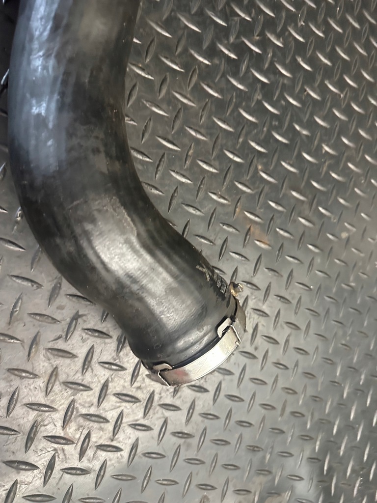 фото №6, Шланг интеркулер audi a8 d4 4.2 tdi cds 4h0145708h