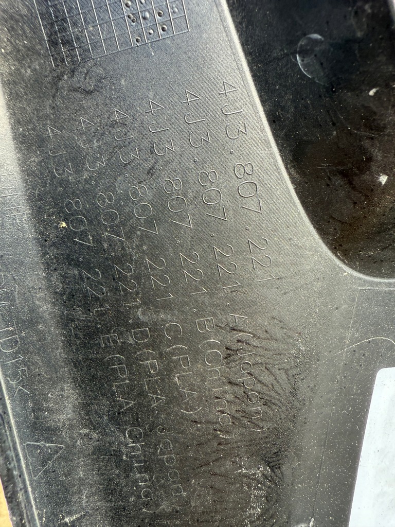 фото №7, Audi e-tron gt rs передний бампер 4j3807221 gielda