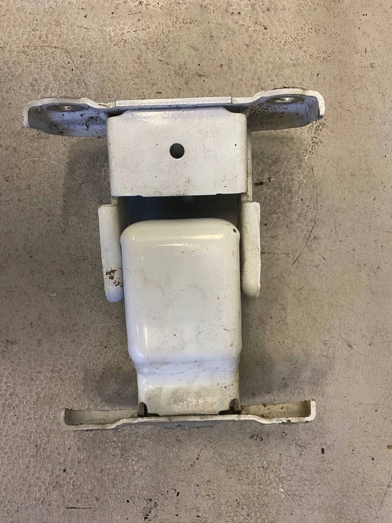 фото №2, Петля крышки opel traffic renault vivaro