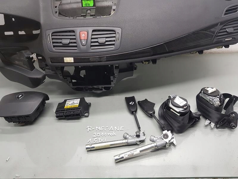 фото №2, Консоль подушка безопасности датчик ремни renault megane iii