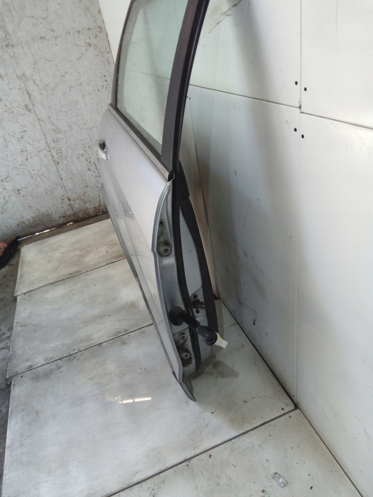 фото №8, D188 двері правий задня captiva 92u