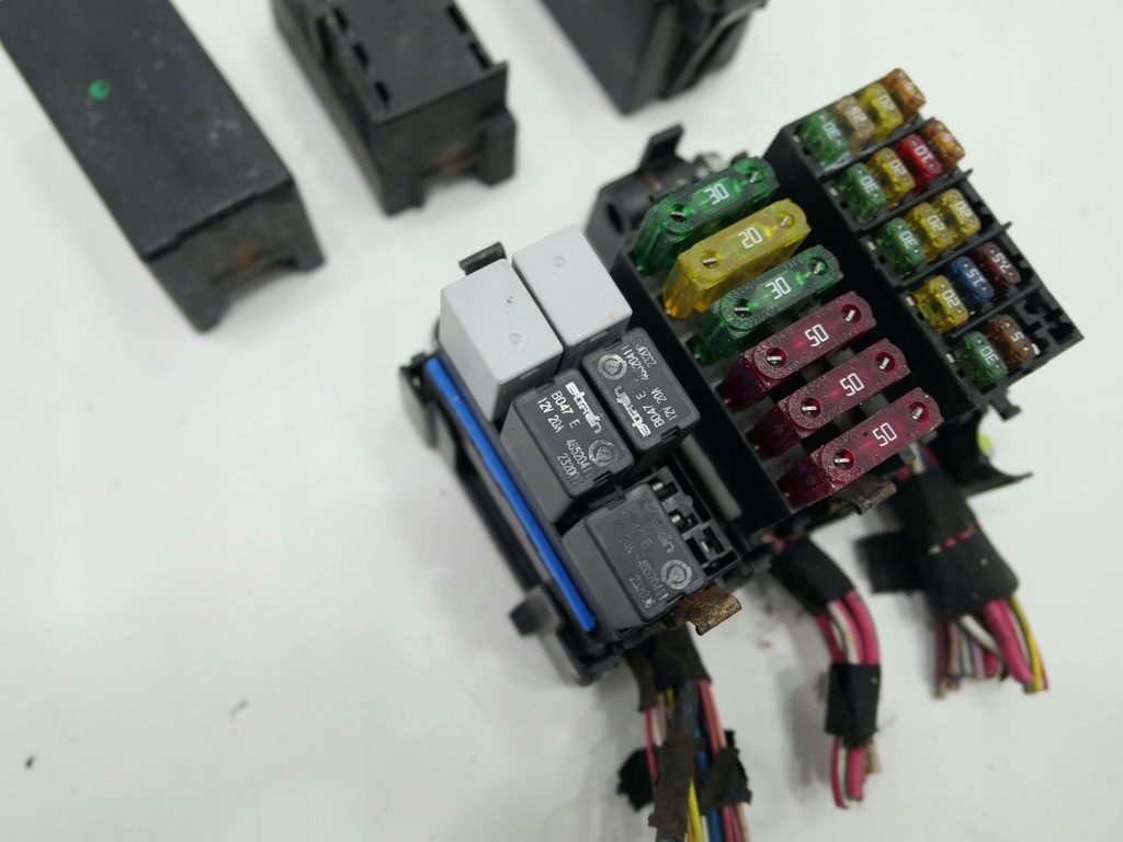 фото №4, Коробка предохранителей maserati quattroporte v