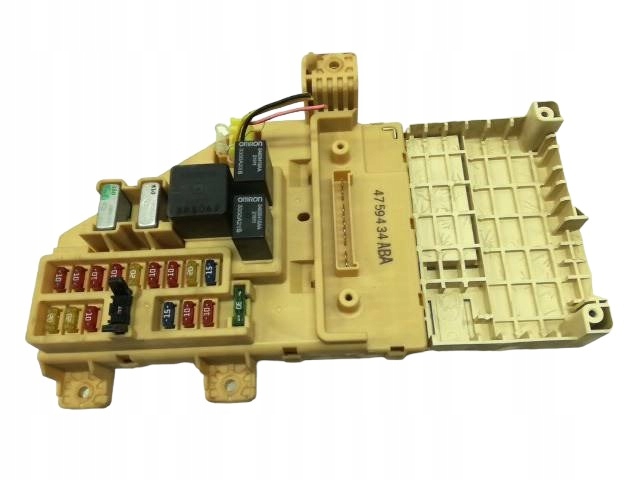 фото №1, Коробка запобіжників chrysler sebring ii