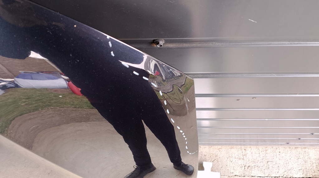 Audi a4 b8 рестайлинг  капот крышка двигателя графит хорошее состояние Недорого