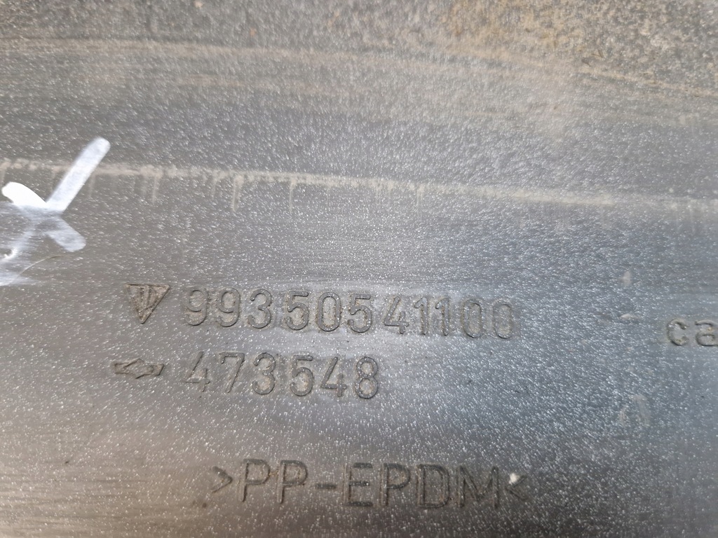 фото №11, Porsche 911 993 carrera ii 2 c4 targa бампер задний задняя 99350541100