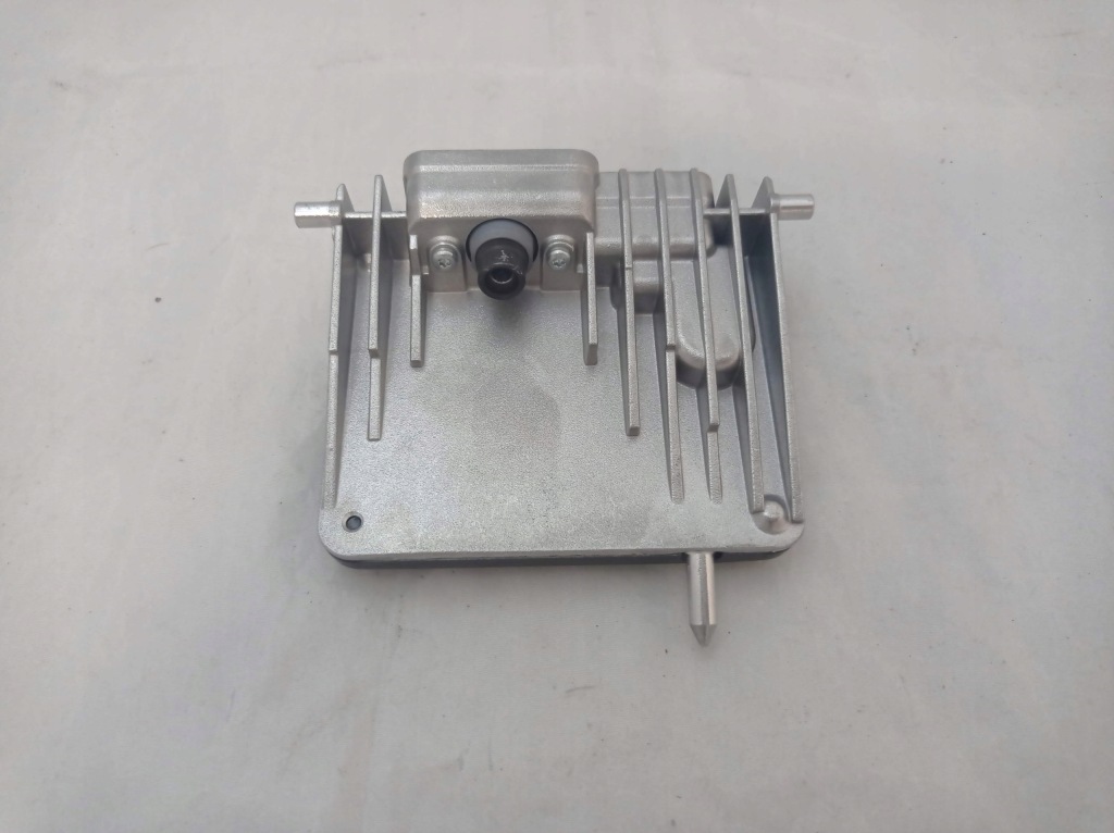 фото №1, Nowa камера скло перед mercedes w247 a2479002614