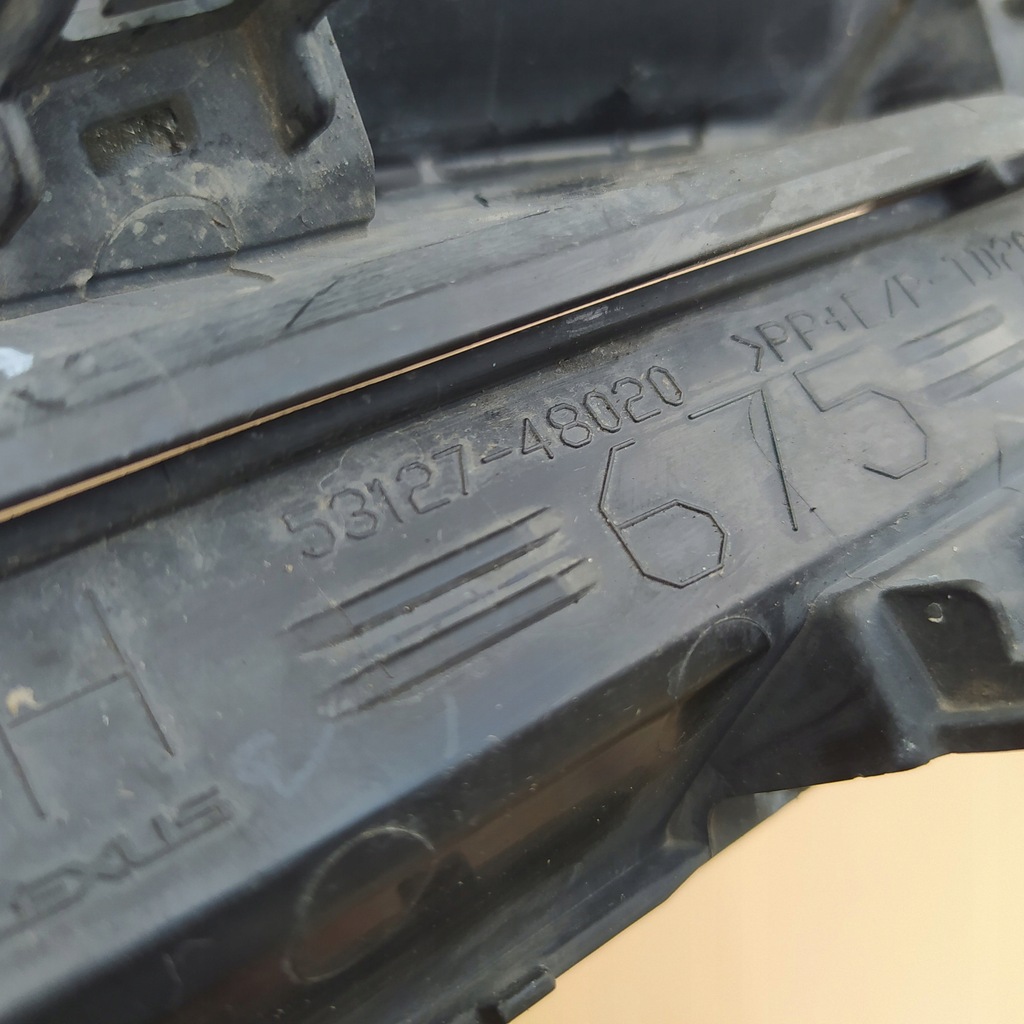 фото №4, Молдинг заглушка лампы lexus rx 2019- правая