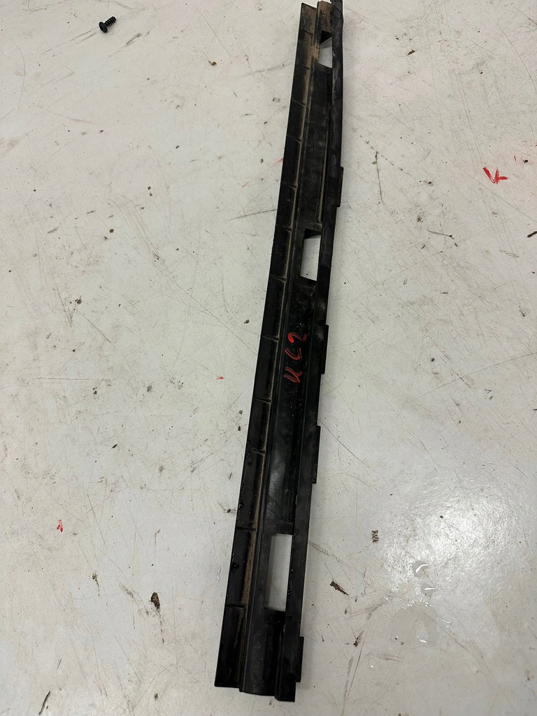 фото №1, Mercedes w213 молдинг порог a1676988301