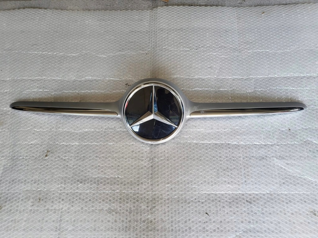 фото №1, Mercedes a klasa 177 решітка радіатора значок решітка радіатора