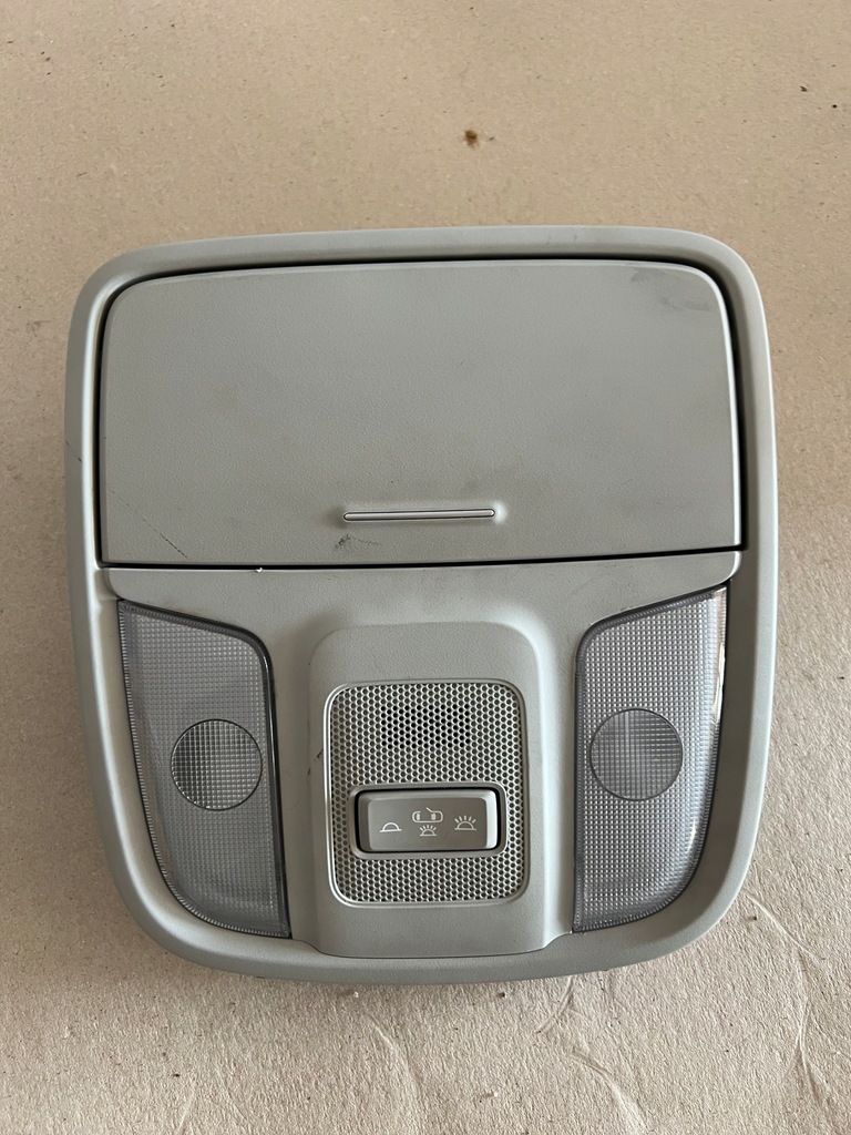 фото №1, Kia optima jf kombi 16-19 лампа podsfitki освещение салона