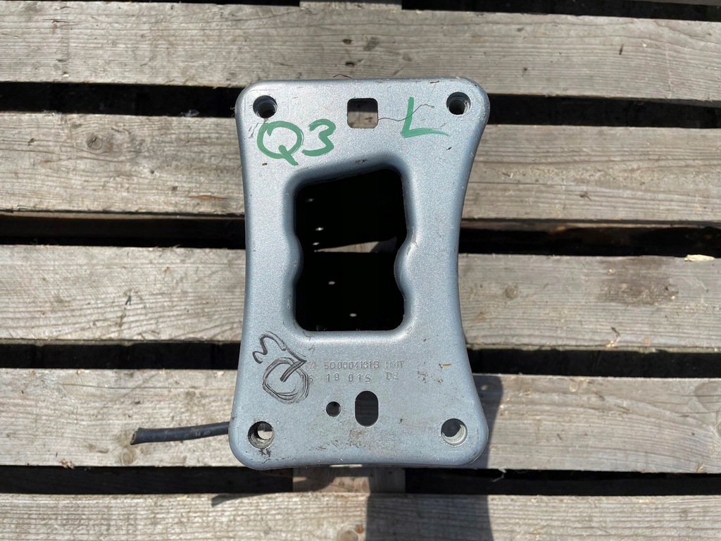 фото №1, Audi q3 83a лонжерон ліва чверть перед