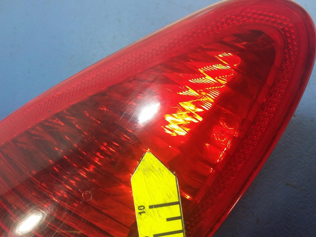 фото №8, Alfa romeo 147 лампа задня ліва w кришка 46556346