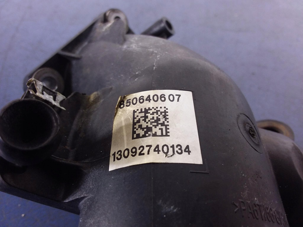 фото №4, Bmw 3 e90 e91 2.0 d коліно колектор впускний