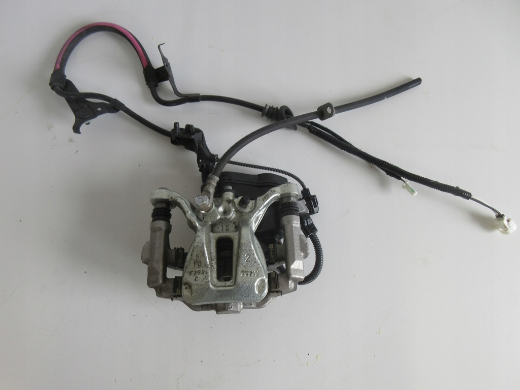 фото №1, Corolla e21 суппорт задний правый задняя