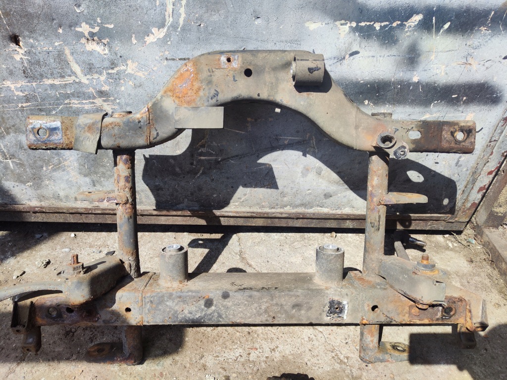 Mercedes ml w163 подрамник подрамник подрамник задний  задняя 4x4 в Украине