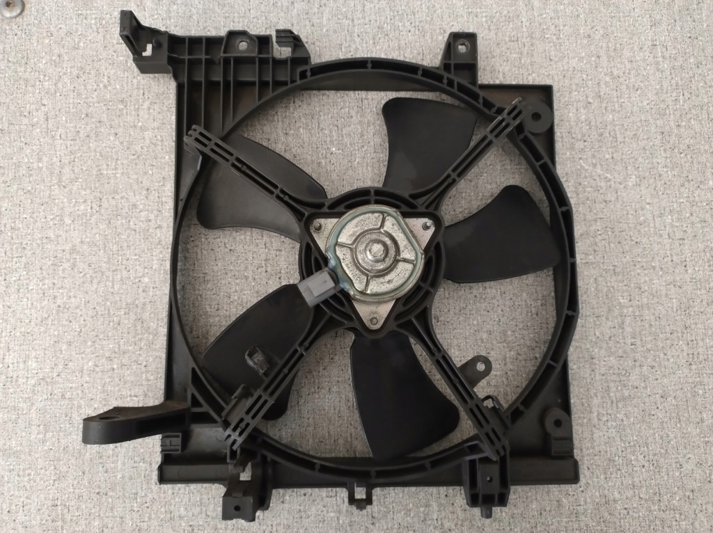 фото №2, Subaru impreza 05-07 kombi 2.0 r 1.5 r вентилятор радиатора левый