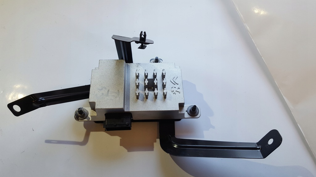 фото №1, Citroen c4 iii модуль підсилювач 9815470180