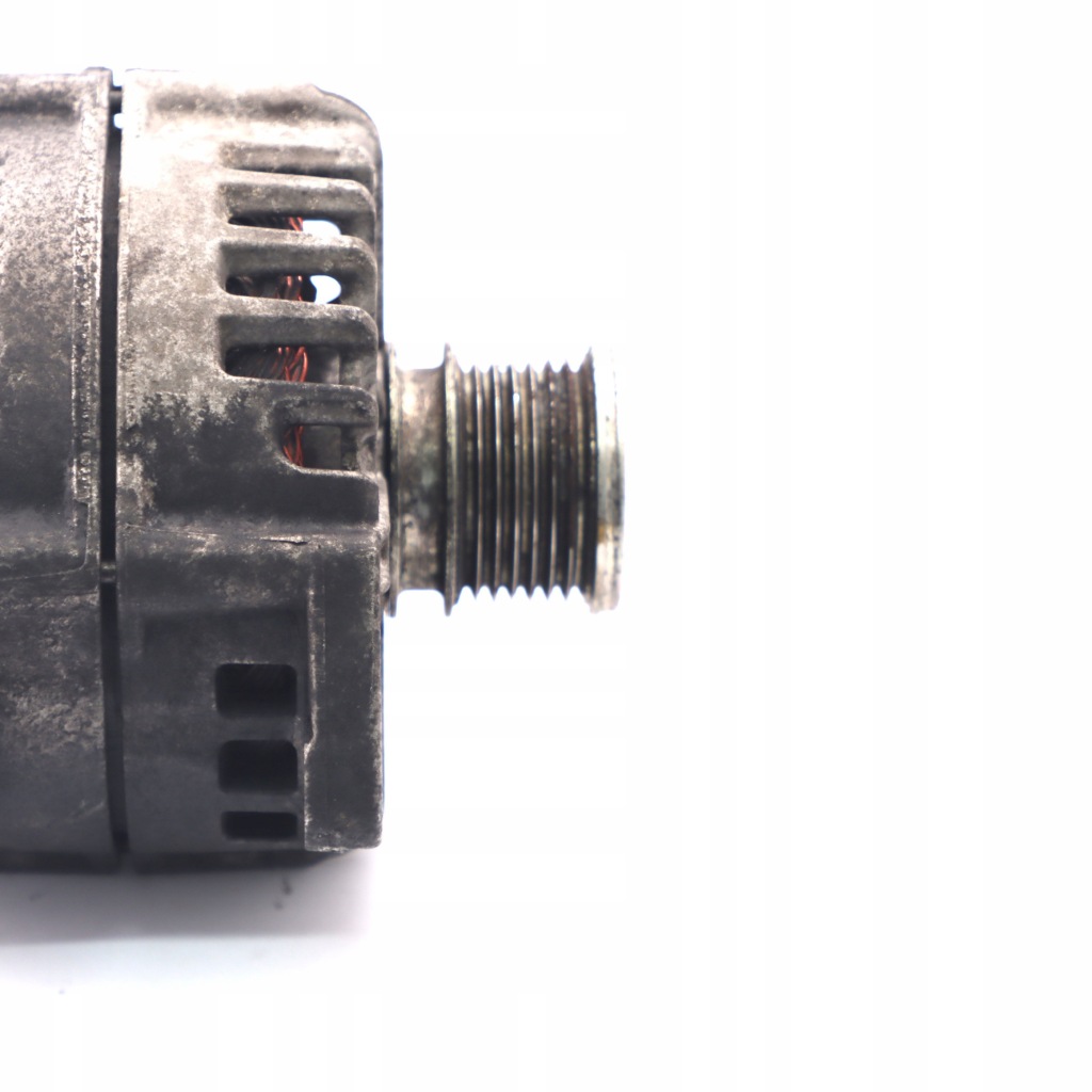 Mercedes w205 дизель m626 генератор 14v/200a valeo a0009063701 Доставка